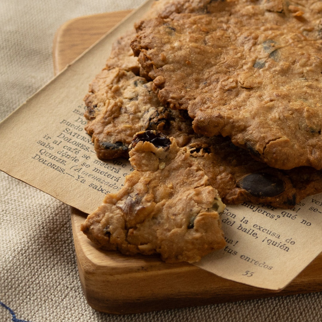 Healthy vegan oatmeal cookies