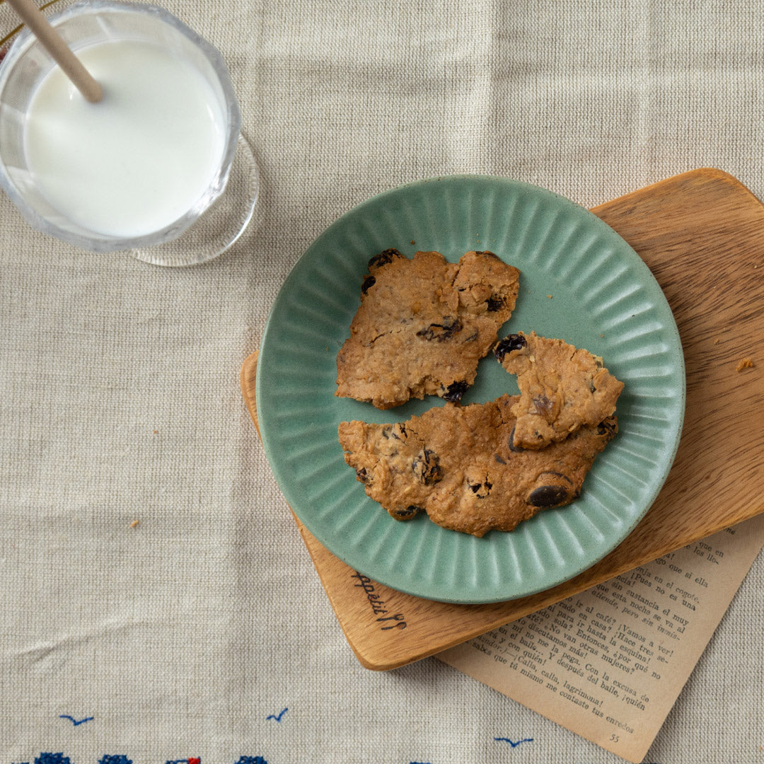 Healthy vegan oatmeal cookies