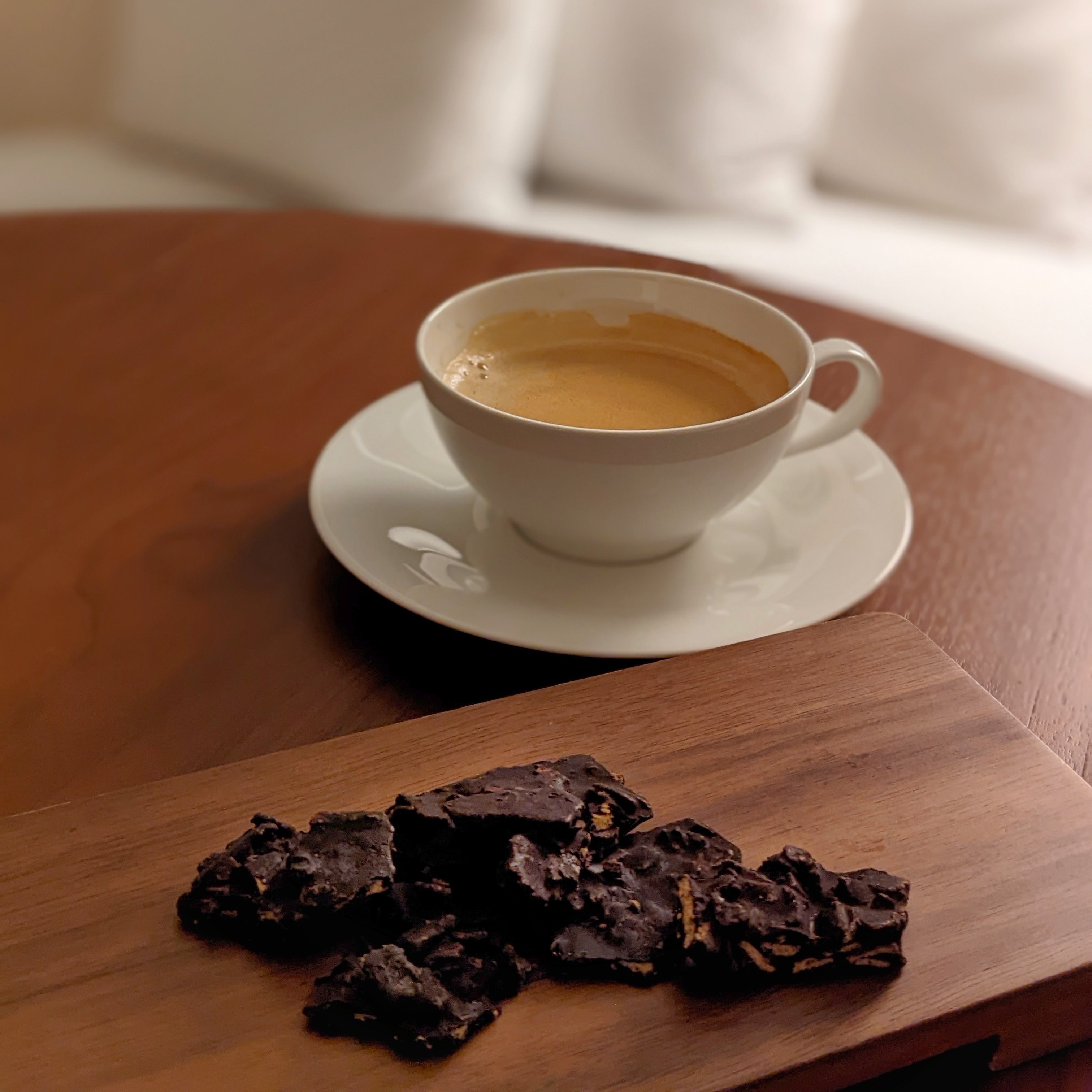 Healthy vegan chocolate crunch