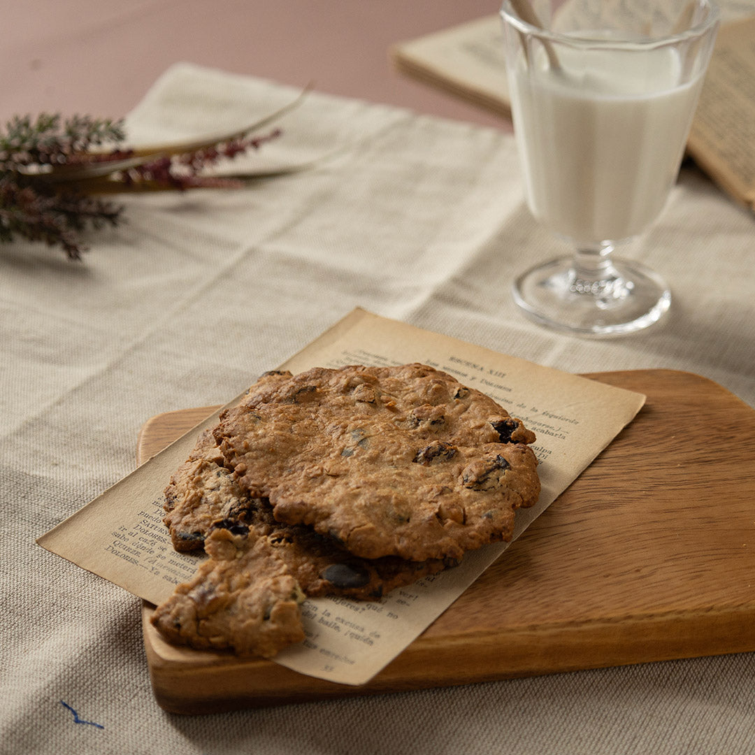 Healthy vegan oatmeal cookies