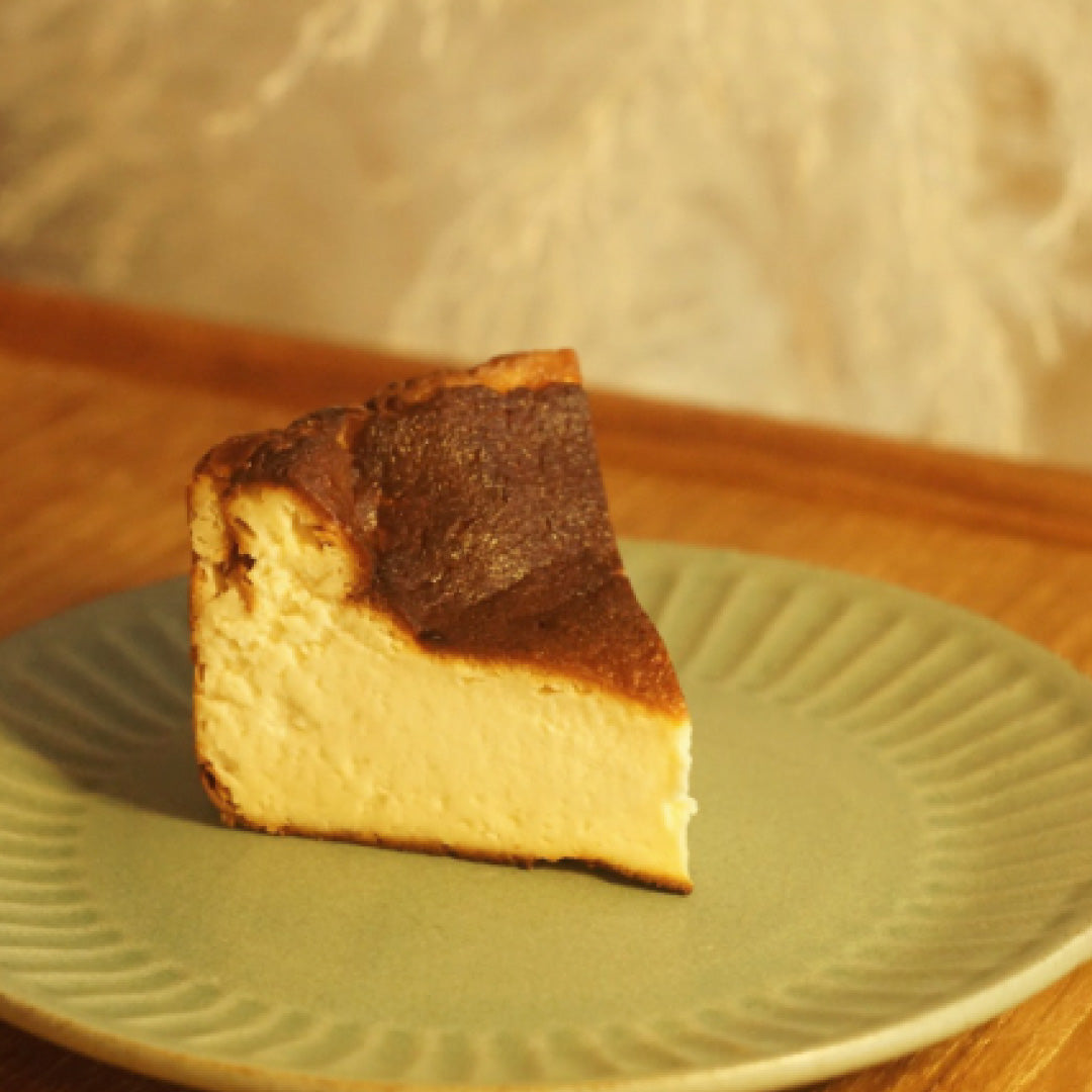 北海道産素材だけで作り上げた、とっておきのチーズケーキ(冷凍配送)